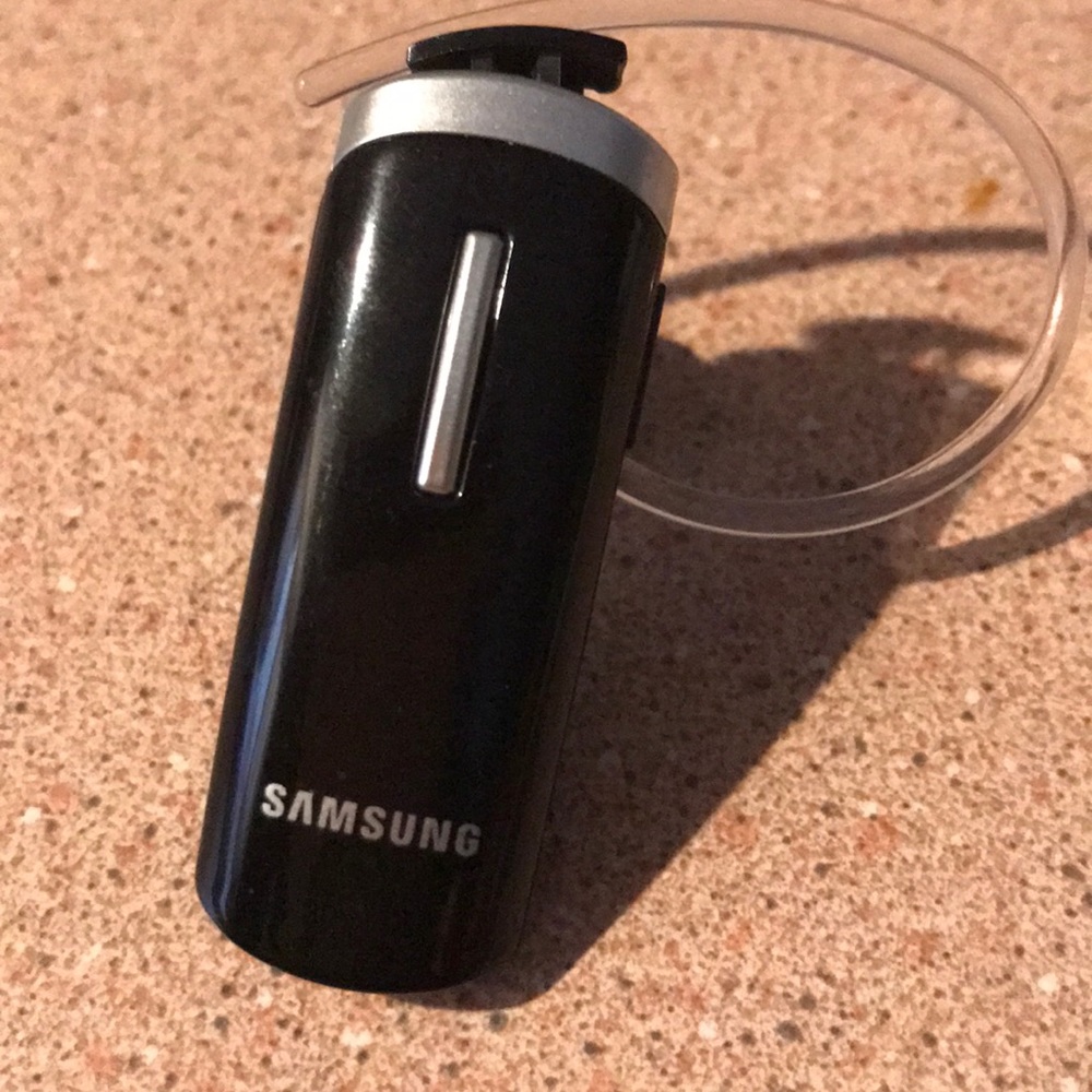 Bluetooth Samsung. - Picture 2 of 3